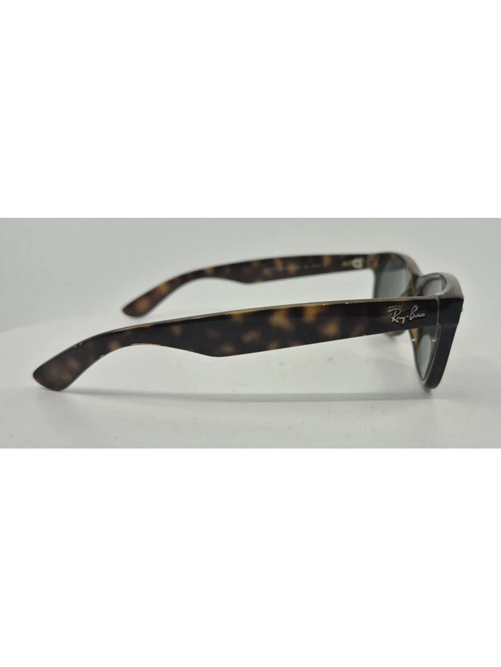 Ray-Ban RB2132 New Wayfarer Sunglasses Frames Brown Tortoise 902 52-18-3N Italy